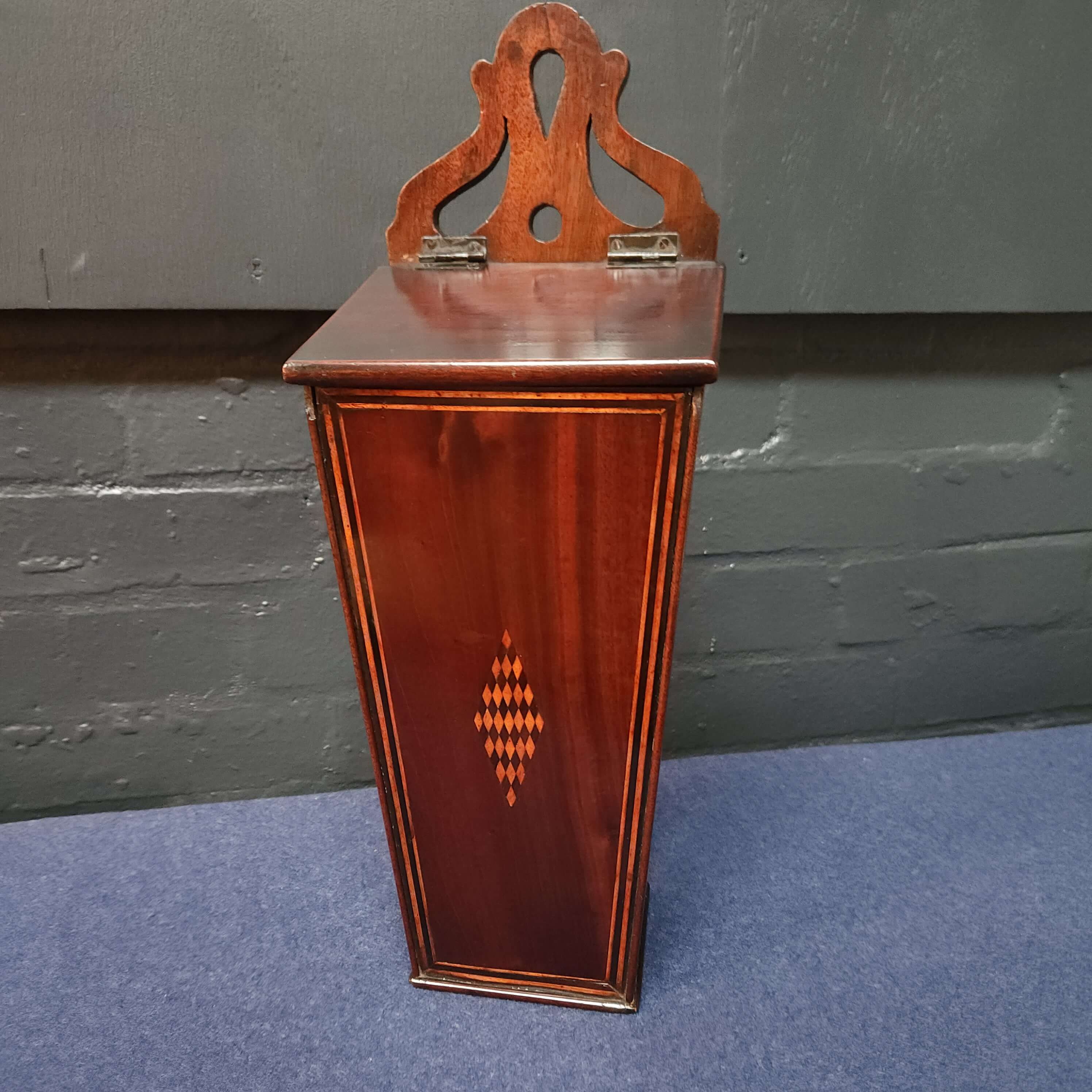 Inlaid
                Mahogany Georgian Candle Box. Circa Late 18thC