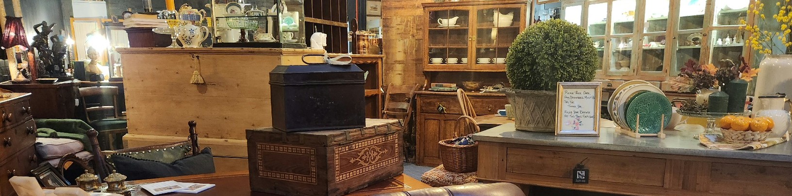 A view of
              twojays shop