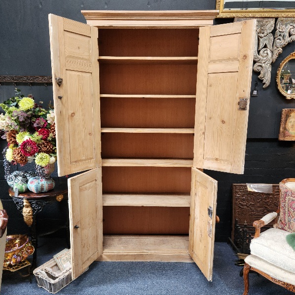 Georgian
                stripped pine cupboard with doors open shopwing 6
                shelves